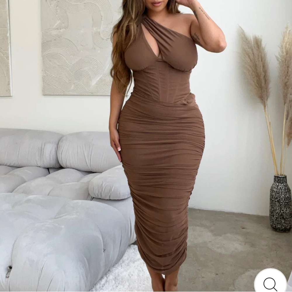 Brown Ruched Midi Dress
